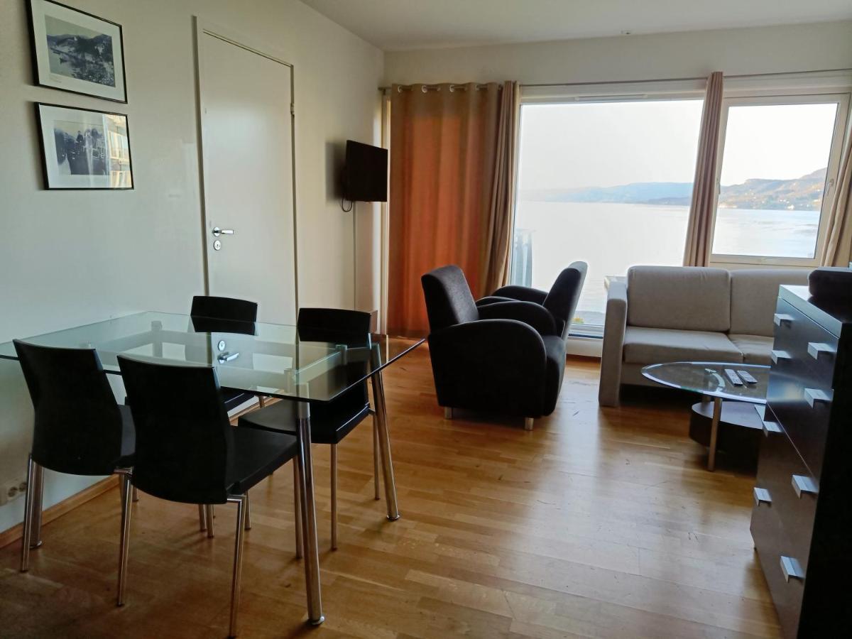 Smaken Av Ryfylke Event As Overnatting, Bygningen Drives Ikke Som Hotell Hjelmeland Екстериор снимка